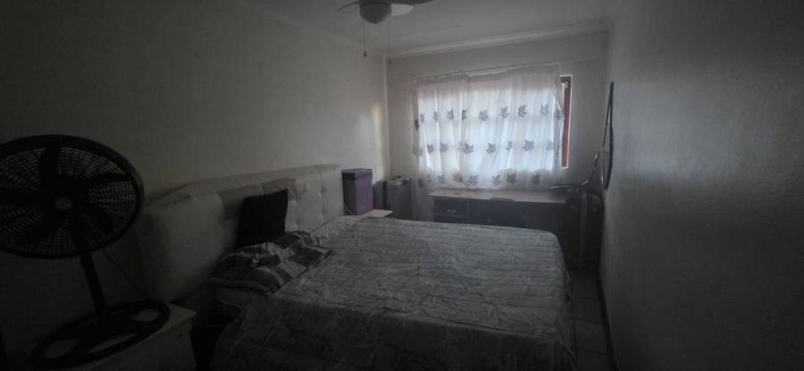 2 Bedroom Property for Sale in Geelhoutpark North West